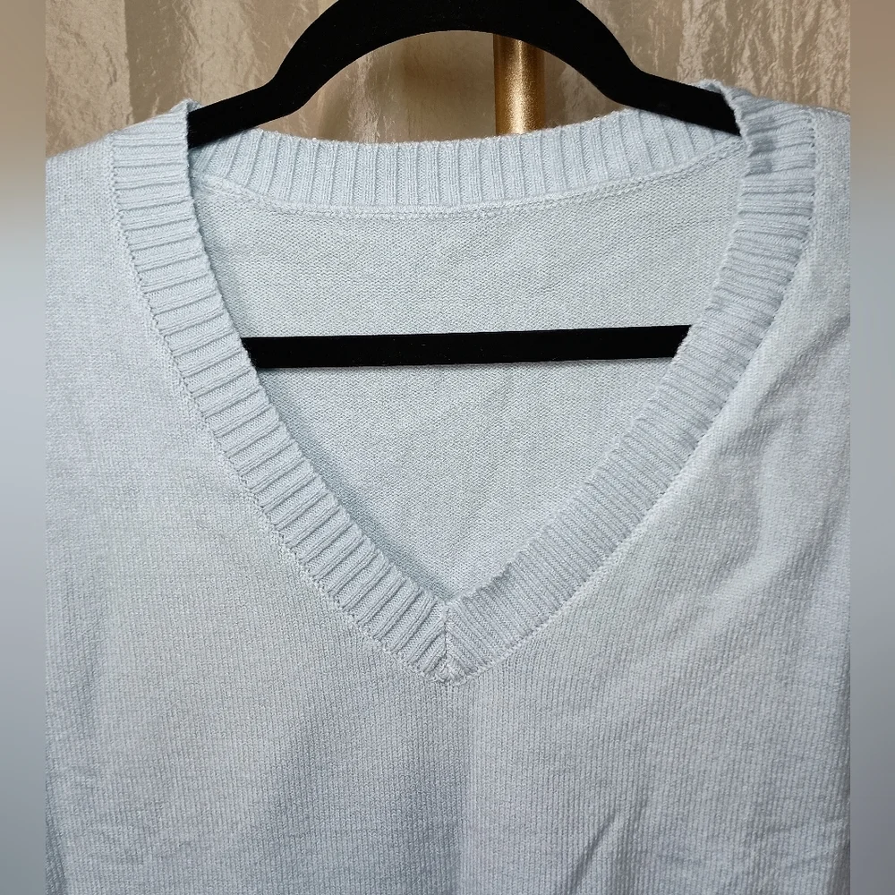 Light Blue Women's Sweater Size L